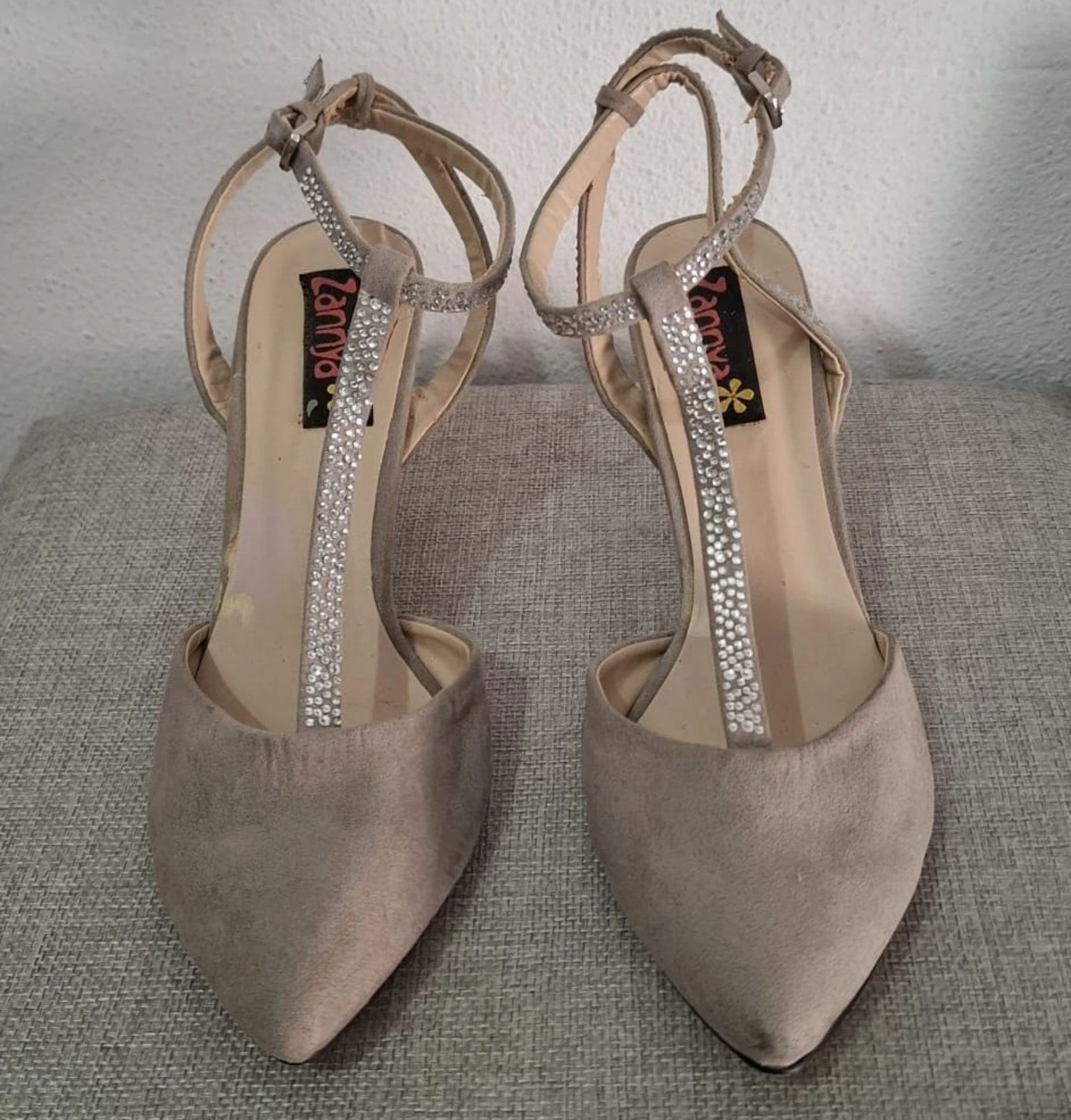 beige Y2K limited edition beaded heeled shoes – photo 4